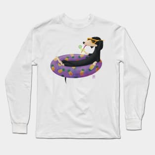 Chilling sausage dog Long Sleeve T-Shirt